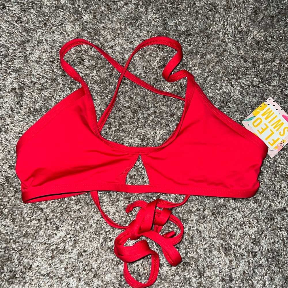 Fleo Swim Top